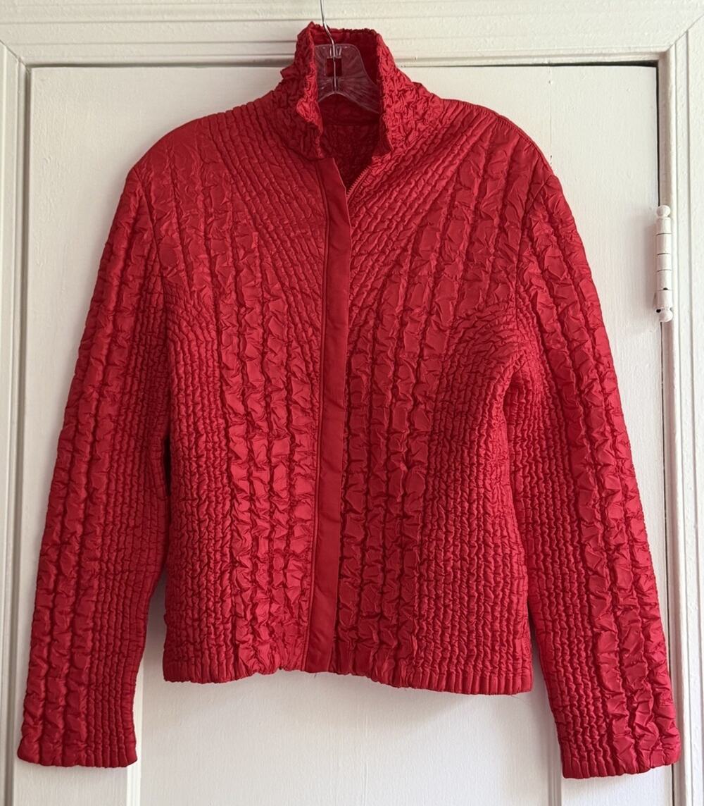 UbU I’ll Be Me Jacket L Red Crinkle Pleated Travel Art to Wear Zip Front